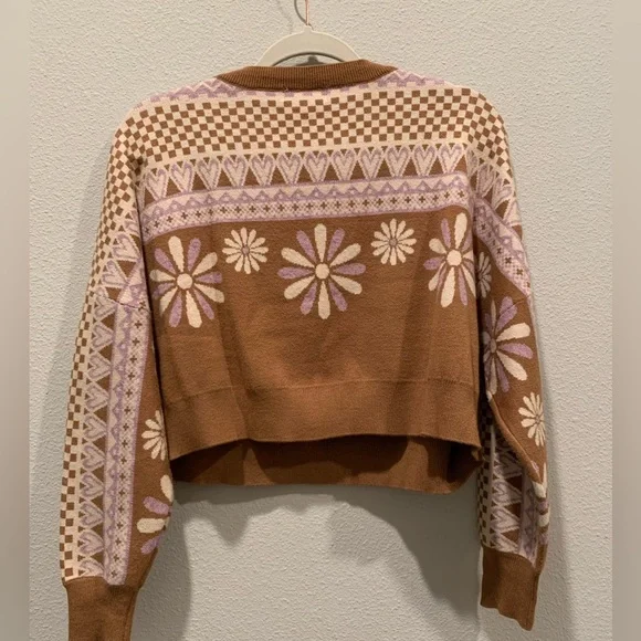 Altar’d State Retro Floral Crop Sweater - Picture 3 of 5
